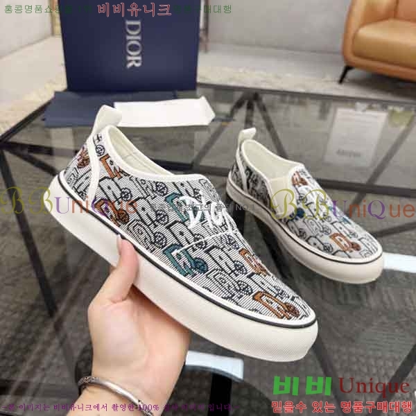 ���� ��* ������ DR990648