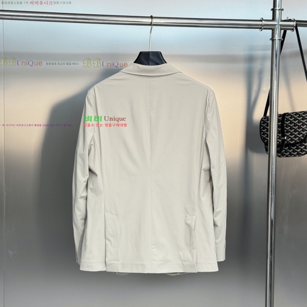 ���� �ο��� Ŭ���� �¾� 51LW2642414-1