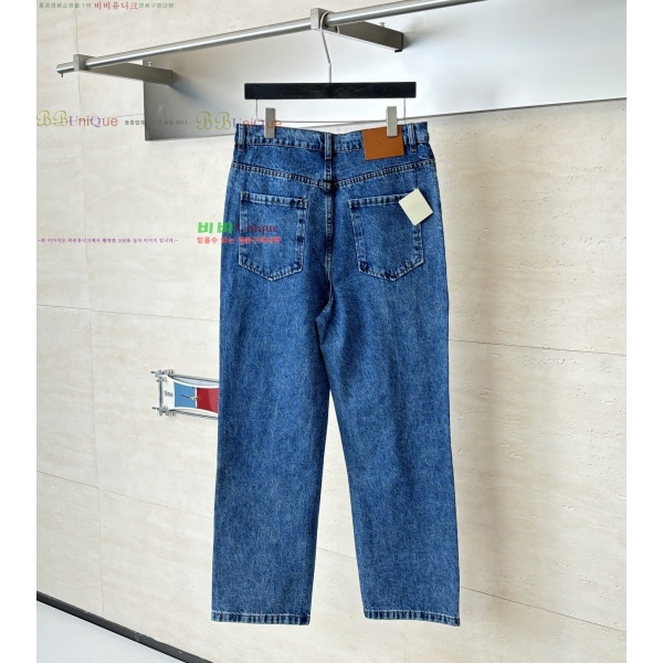 ���� �ο��� �Ƴ��׷� ���� ���� 24LW2641820-4