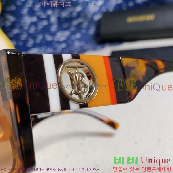 ������ ���۶� B4857913480-3