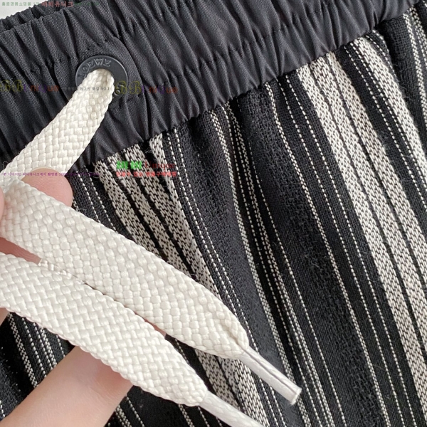 ���� �ο��� ��� �ݹ��� 22LW2642213-2