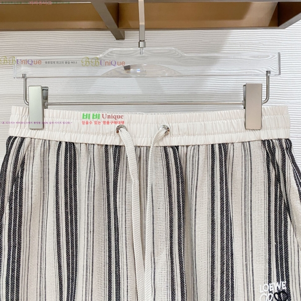 ���� �ο��� ��� �ݹ��� 22LW2642213-1