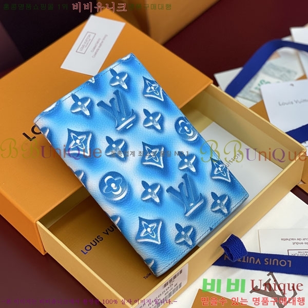 #����*�� �н���Ʈ Ŀ�� M28595-101