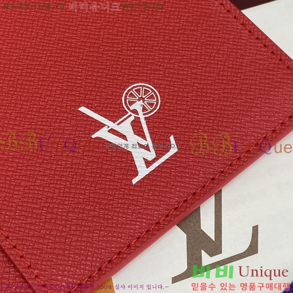 #����*�� �н���Ʈ Ŀ�� M28595-103