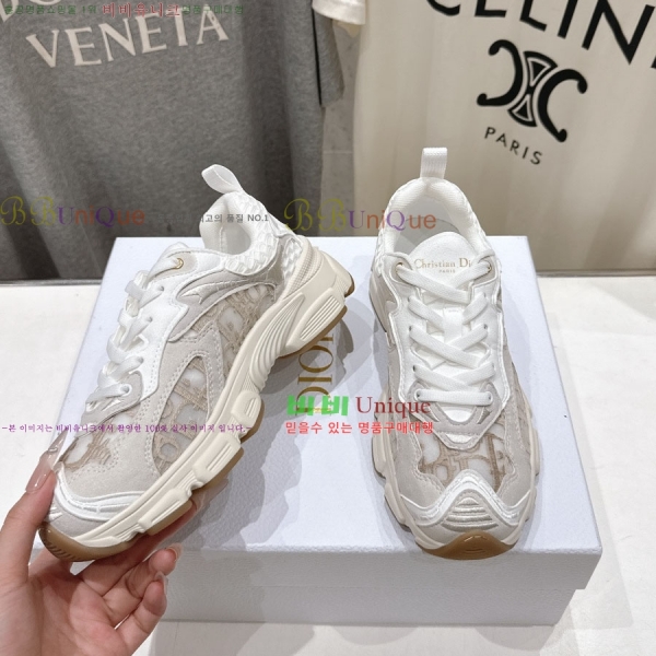���� ��� ���̺� ����Ŀ�� 42DR2652937-1