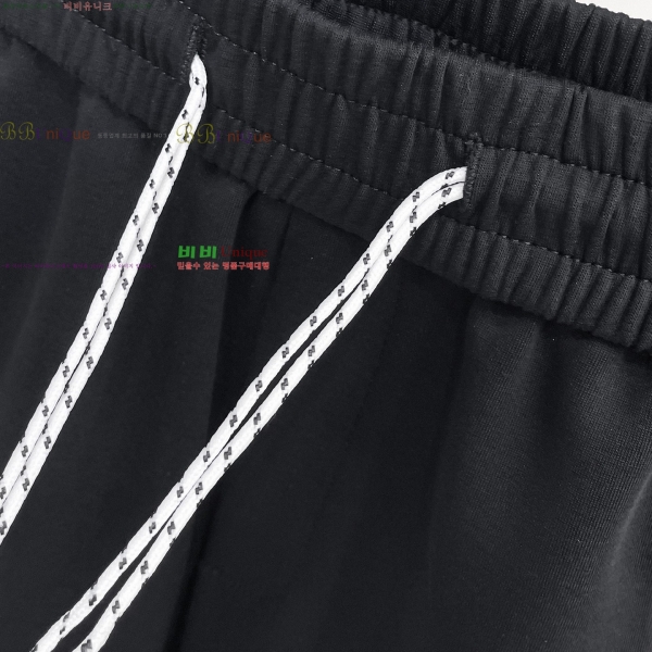 ���� ����*�� ĳ�־� �ݹ��� 18LV265161-6