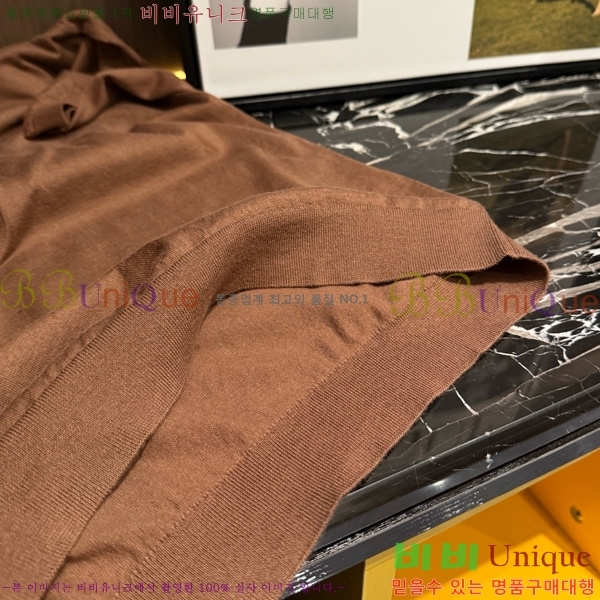 ���� �η�**�� ���� Ƽ���� LP265439-2