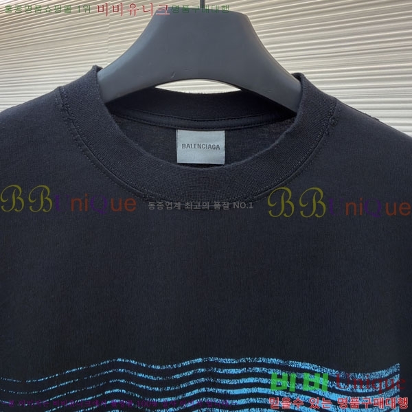 ���� �߷��þư� ������ ���� Ƽ���� 12BL26614-4