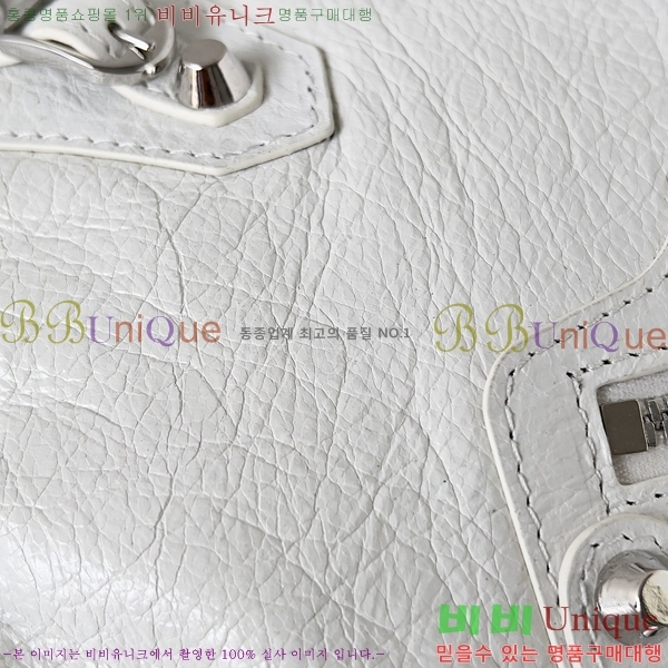 #�߷��þư� 𝗟𝗘 𝗖𝗜𝗧𝗬 �� ��Ƽ ������ 90030-104