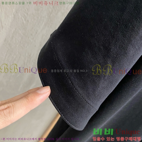 ���� ��**�� ���� Ƽ���� MO587639-1