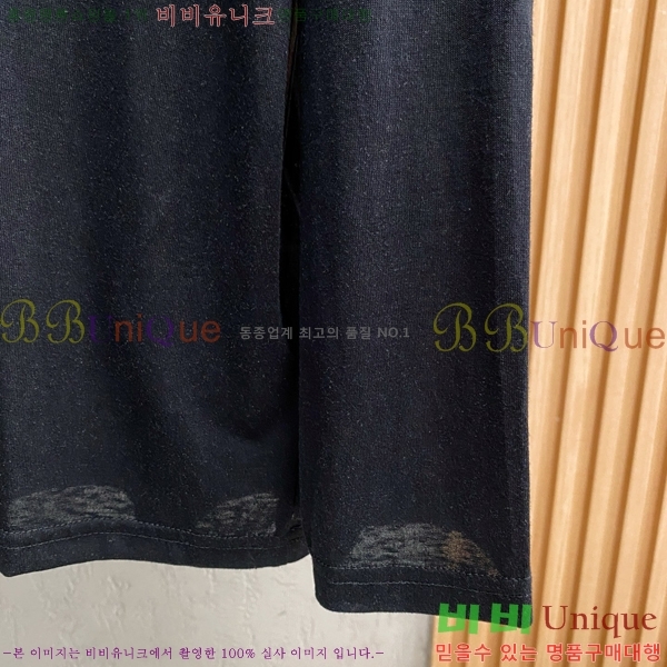 ���� ��**�� ���� Ƽ���� MO136477-3