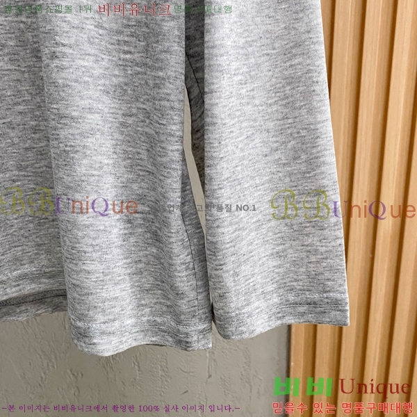 ���� ��**�� ���� Ƽ���� MO136477-1