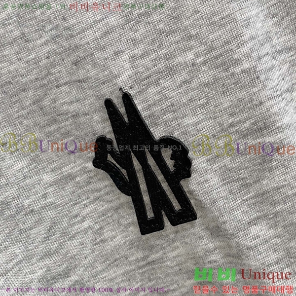 ���� ��**�� ���� Ƽ���� MO136477-1