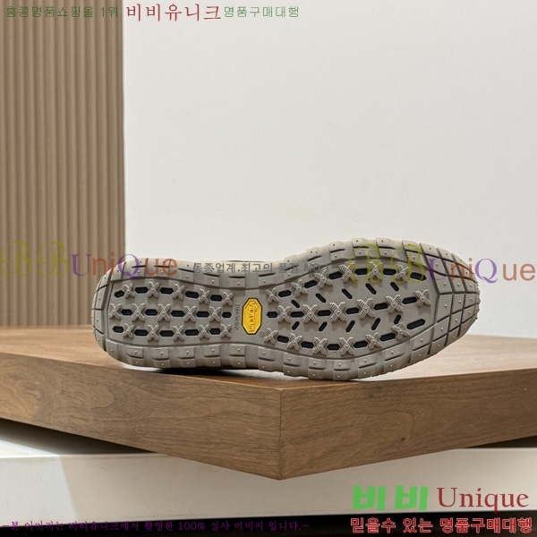 ���� ��**�� ����Ŀ�� M5970221-2