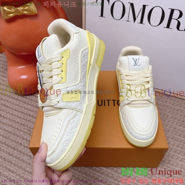 �������� ���̺��� Ʈ���̳� ����Ŀ�� LT2600691-2