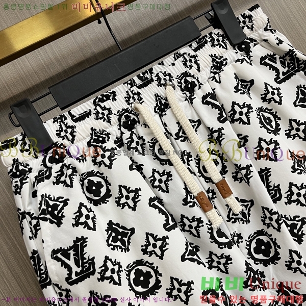���� ���̺��� �����Ϸ� ���� �ݹ��� �¾� 39LT267412-8