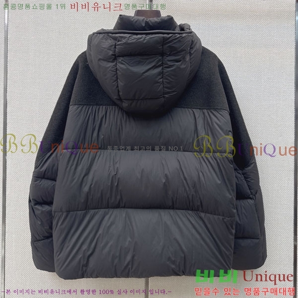 ���� ��**�� �ٿ� �е� MAX047402-30