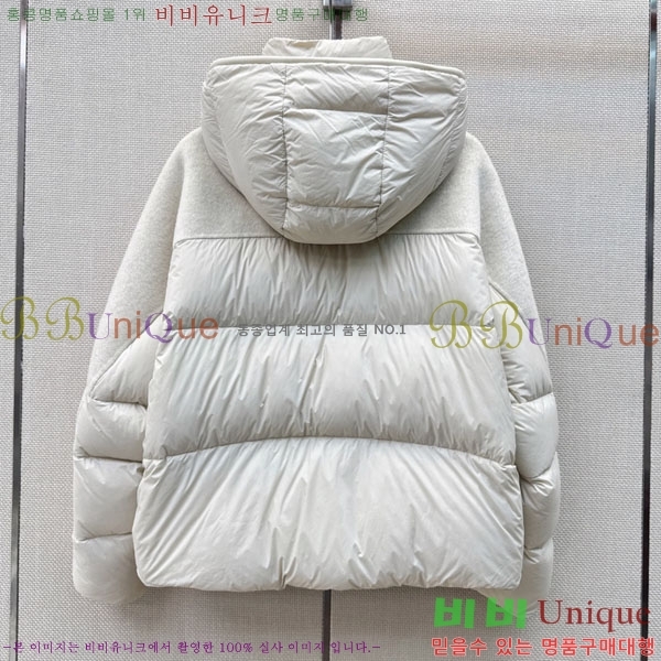 ���� ��**�� �ٿ� �е� MAX047402-31