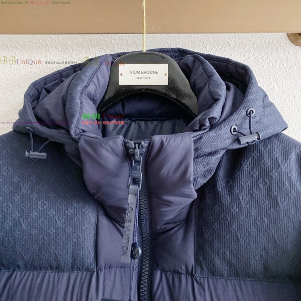 ���� ���̺��� �ٿ� �е� LV824967-2