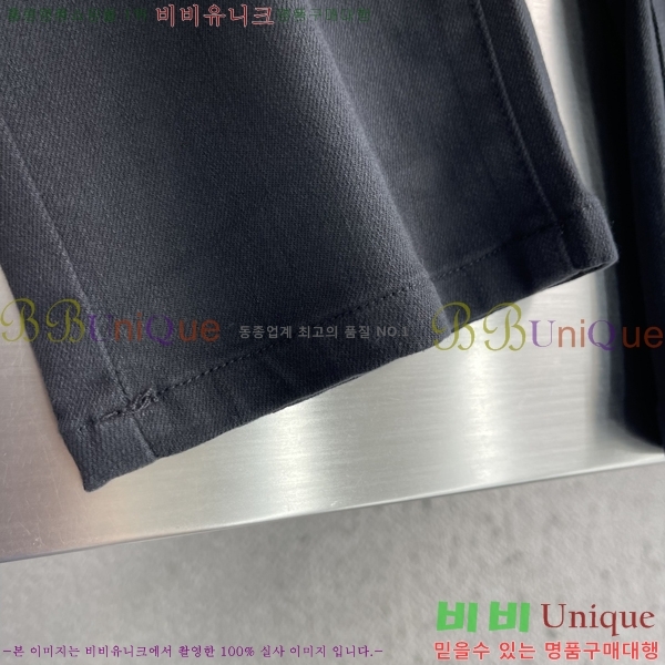 ���� ���ڷ� ��ġ�ڸ� ���� BC215644-1