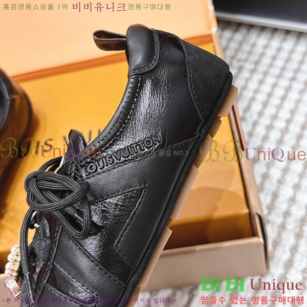 ���� ����*�� Sneakerina ����Ŀ�� 6LT205504